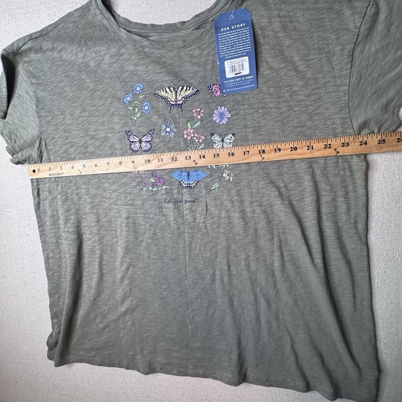 Life Is Good Graphic Tee Women's XXL Gray Butterflies Crew Neck NWT - Picture 6 of 8